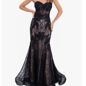 Major ISO Amelie Blondie Nites Lace Dress